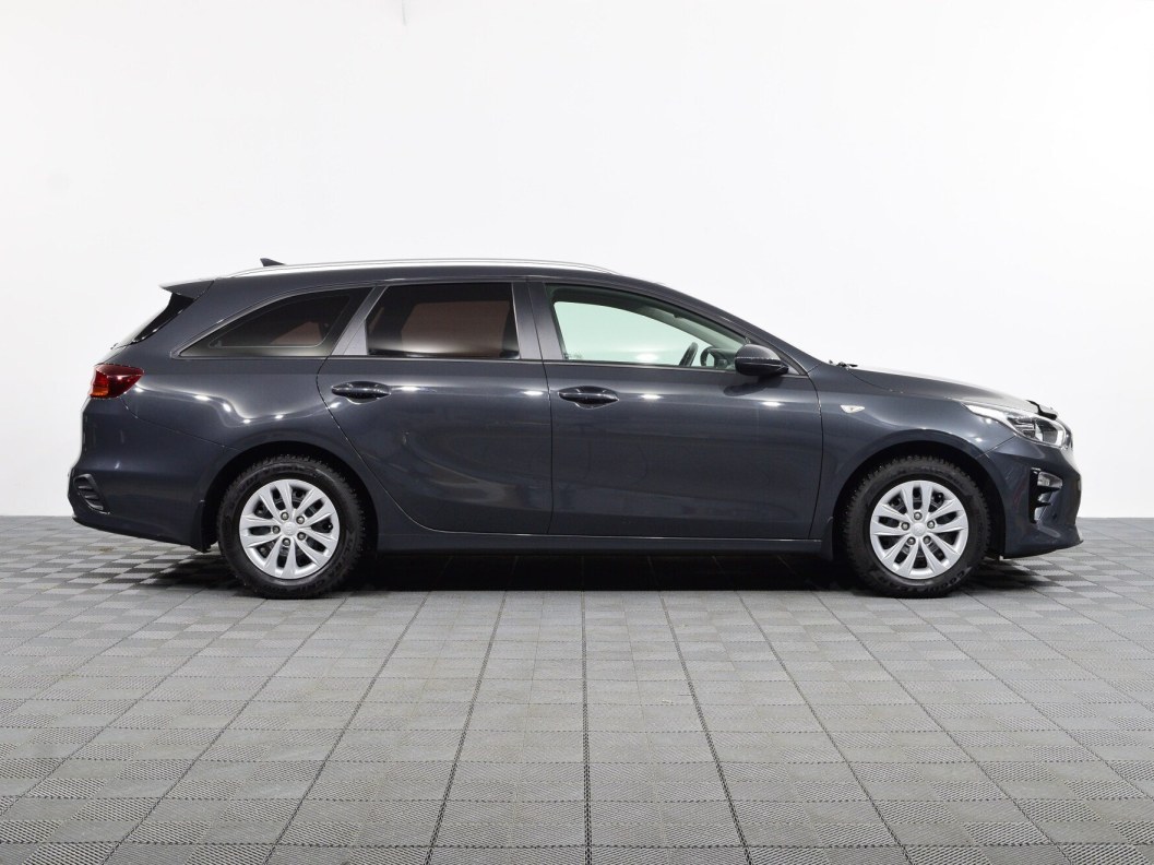 Kia Ceed Luxe 1.6 АКПП, 2019 фото 8