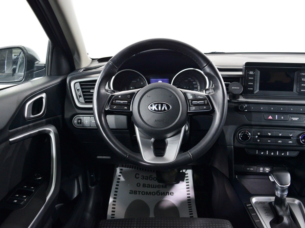 Kia Ceed Luxe 1.6 АКПП, 2019 фото 15