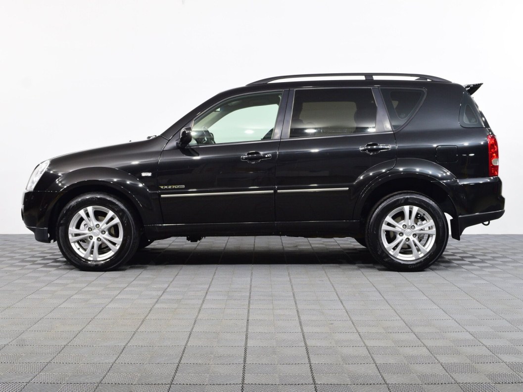 SsangYong Rexton Luxury Family 2.7 АКПП, 2011 фото 4