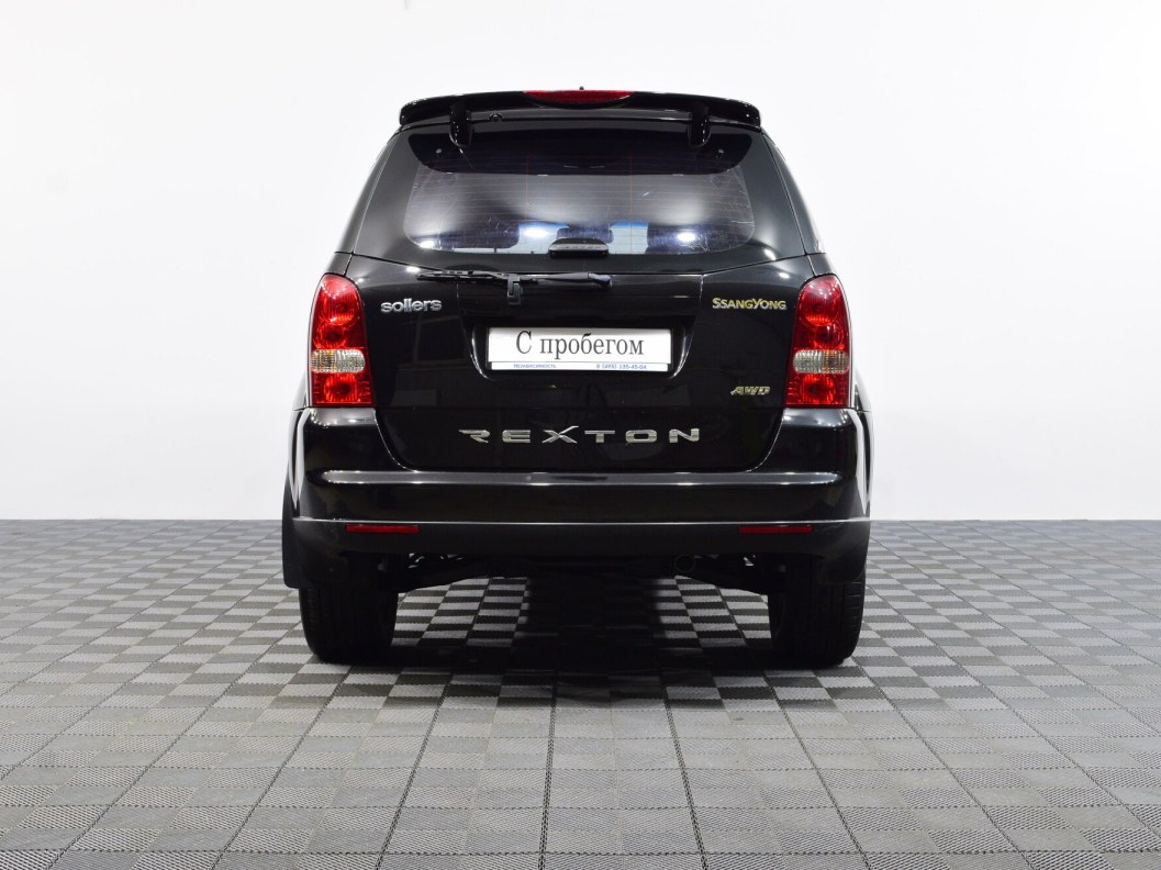 SsangYong Rexton Luxury Family 2.7 АКПП, 2011 фото 6