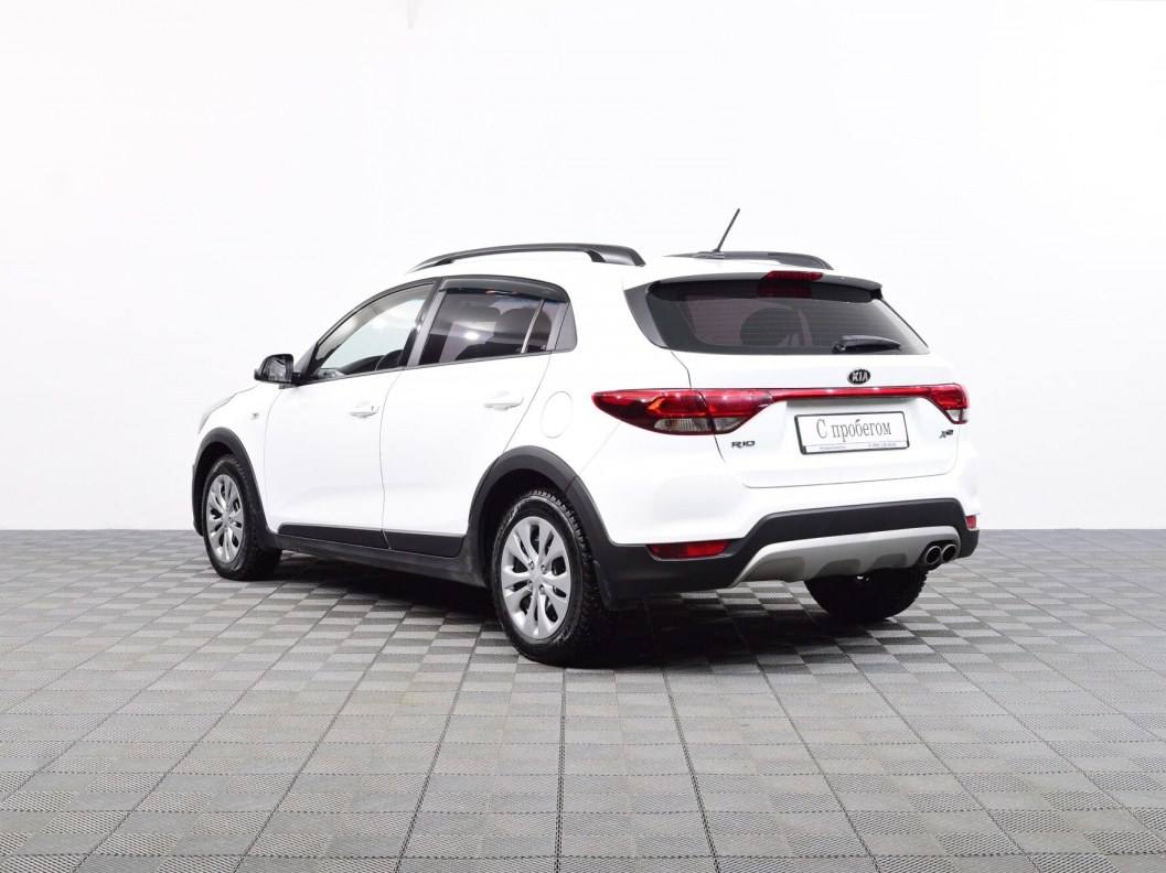 Kia Rio Luxe 1.6 АКПП, 2018 фото 5