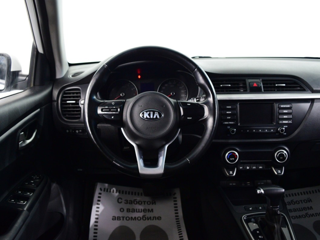 Kia Rio Luxe 1.6 АКПП, 2018 фото 10