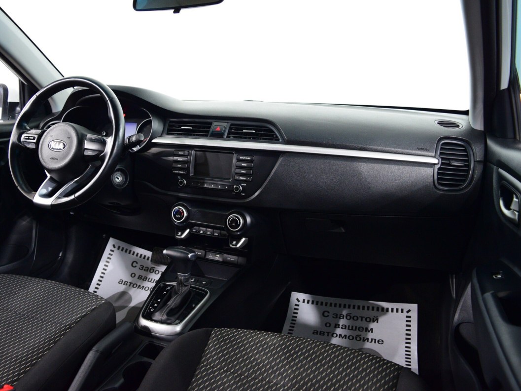 Kia Rio Luxe 1.6 АКПП, 2018 фото 18
