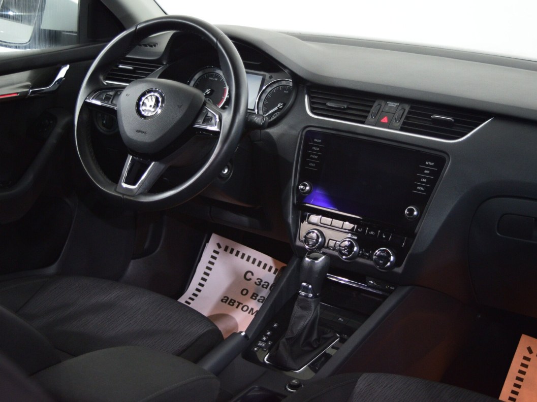 Skoda Octavia Style 1.4 DSG, 2017 фото 17