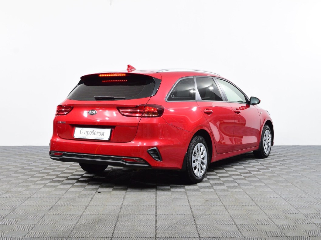 Kia Ceed Luxe 1.6 АКПП, 2021 фото 7