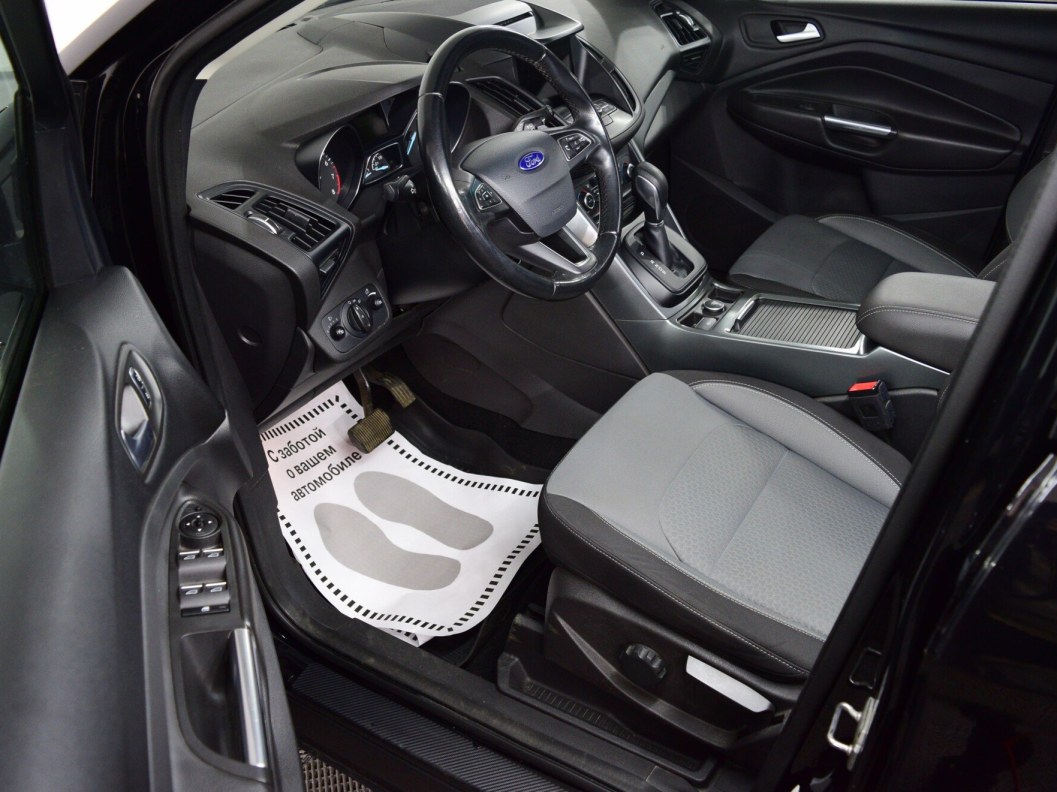 Ford Kuga Trend Plus 1.5 АКПП, 2016 фото 9