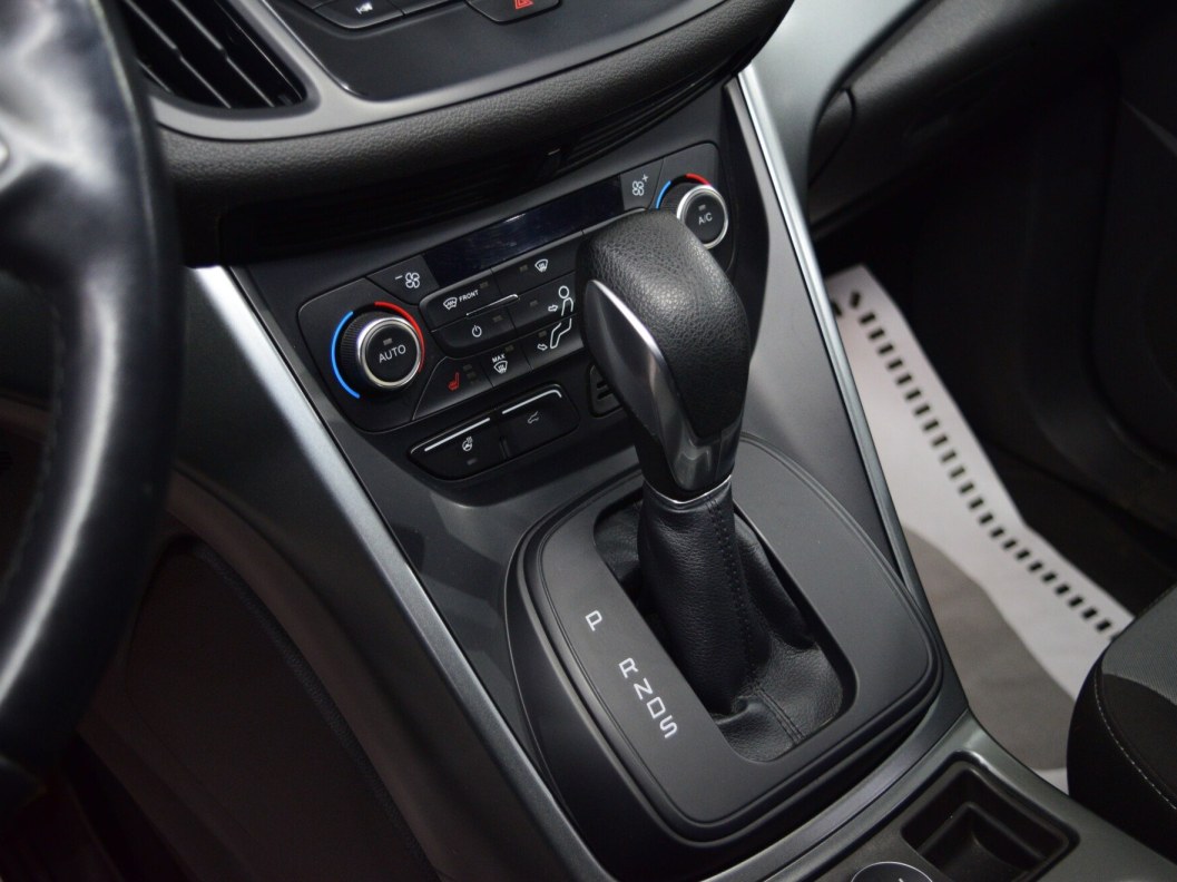 Ford Kuga Trend Plus 1.5 АКПП, 2016 фото 16