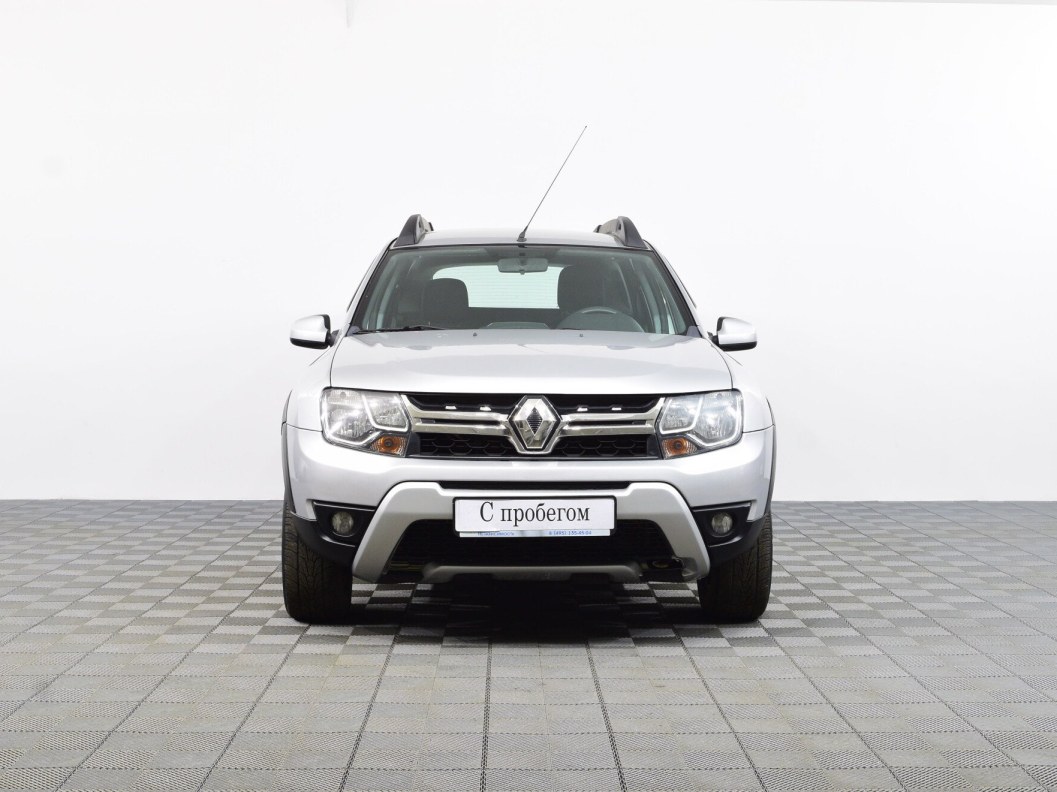 Renault Duster Life 2.0 АКПП, 2016 фото 2