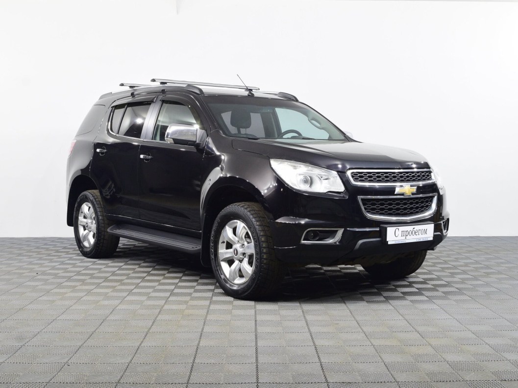 Chevrolet TrailBlazer LT 2.8 АКПП, 2013 фото 1