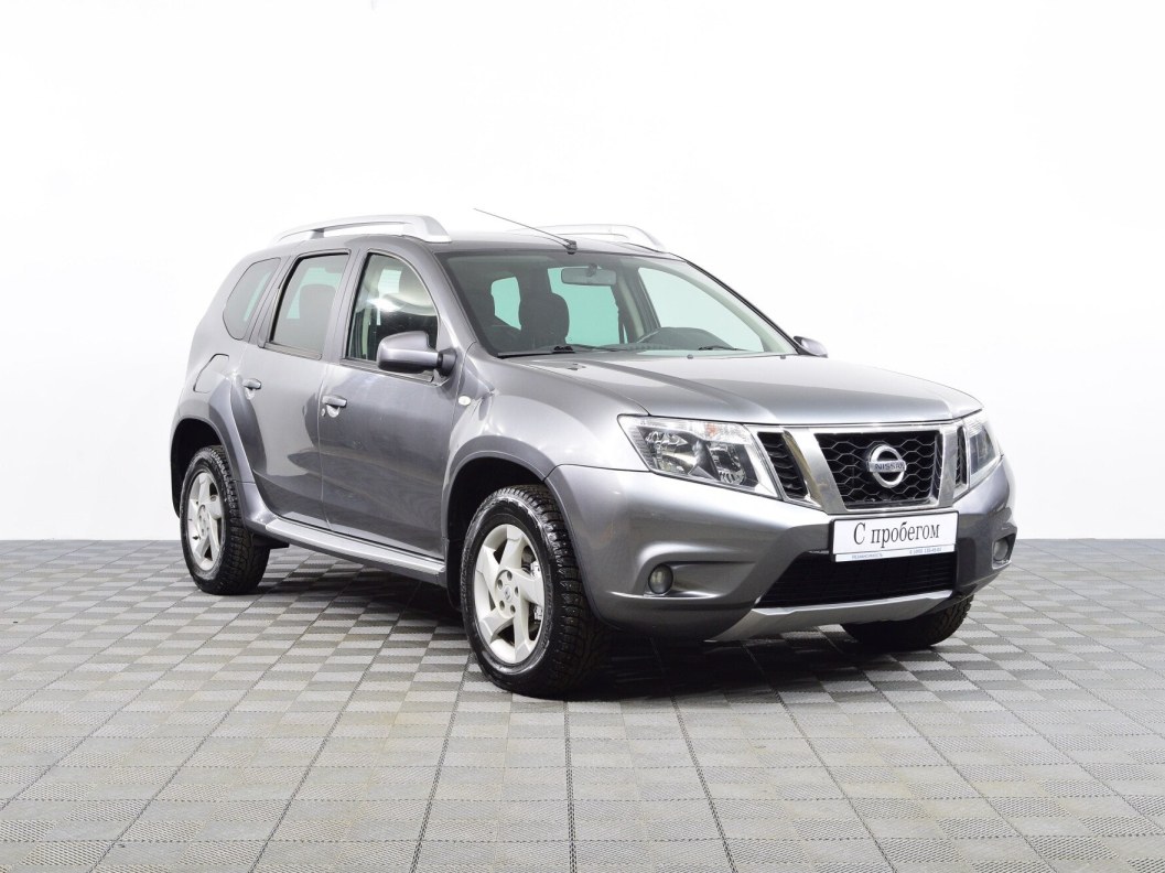 Nissan Terrano 2.0 АКПП, 2015 фото 1