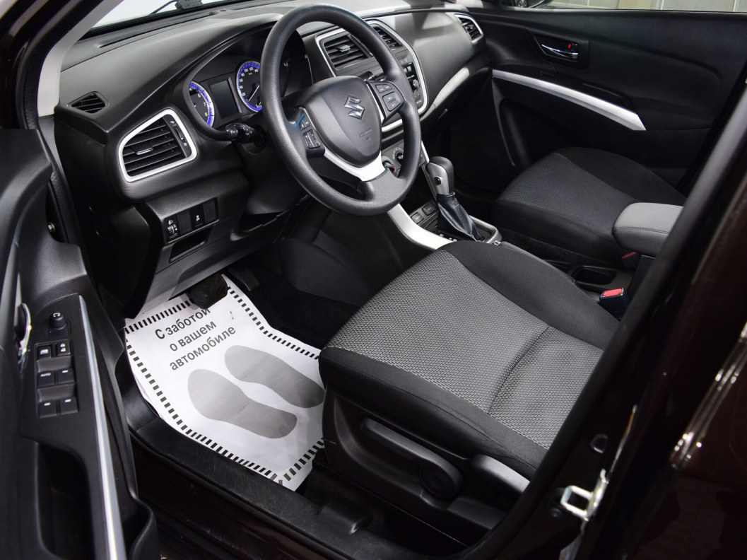 Suzuki SX4 GL 1.6 CVT, 2014 фото 9