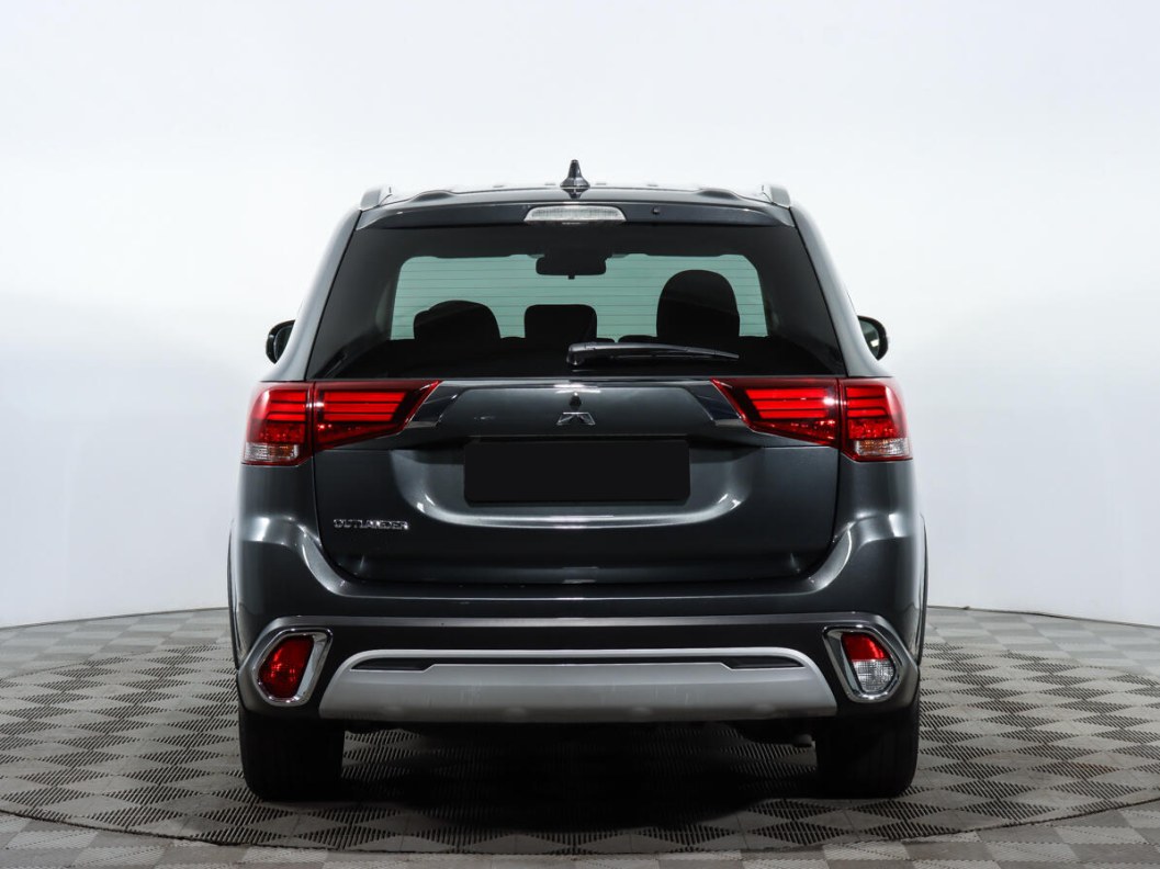 Mitsubishi Outlander Ultimate 2.4 CVT, 2019 фото 5
