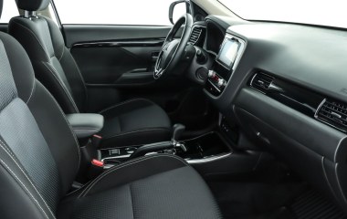 Mitsubishi Outlander Ultimate 2.4 CVT, 2019 превью 9