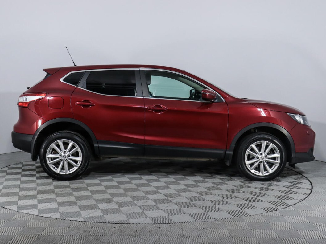 Nissan Qashqai XE 1.2 МКПП, 2016 фото 8