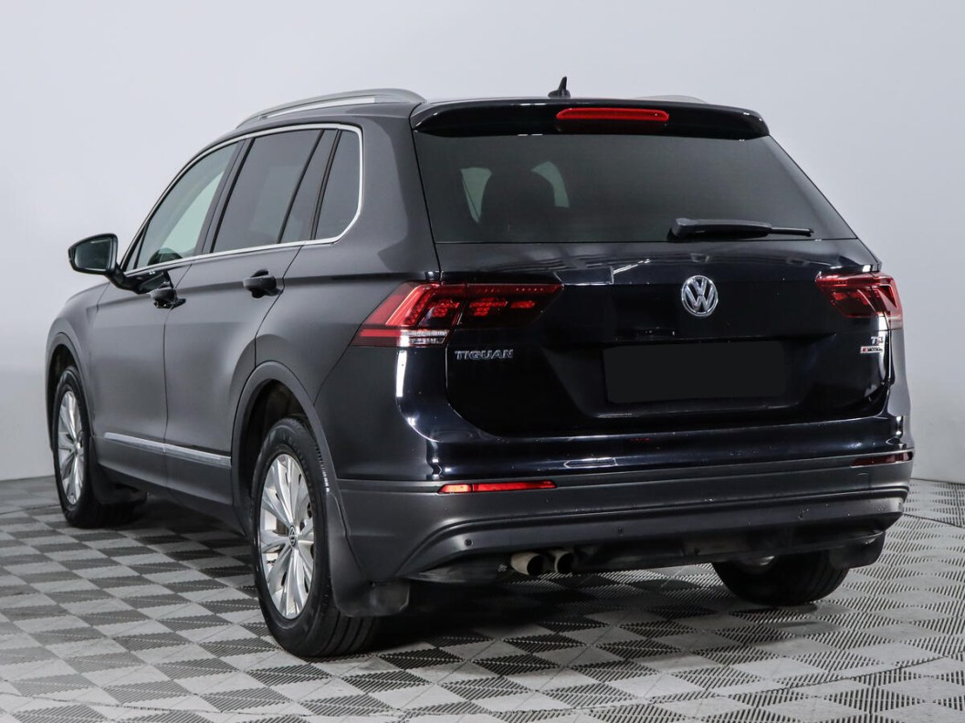 Volkswagen Tiguan Comfortline 2.0 DSG, 2017 фото 5