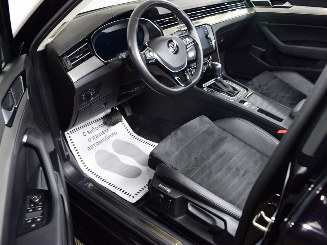 Volkswagen Passat Business 1.8 DSG, 2018 фото 9