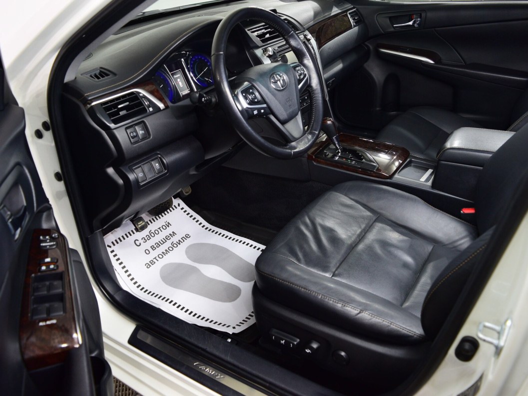 Toyota Camry Престиж 2.5 АКПП, 2015 фото 9