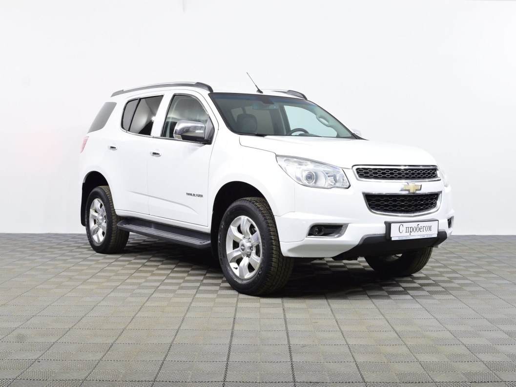 Chevrolet TrailBlazer LTZ 2.8 АКПП, 2012 фото 1