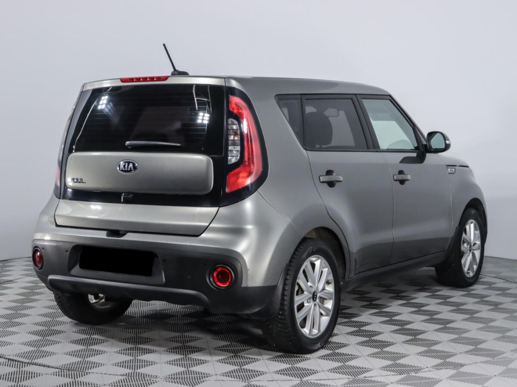 Kia Soul Luxe 2.0 АКПП, 2019 фото 7