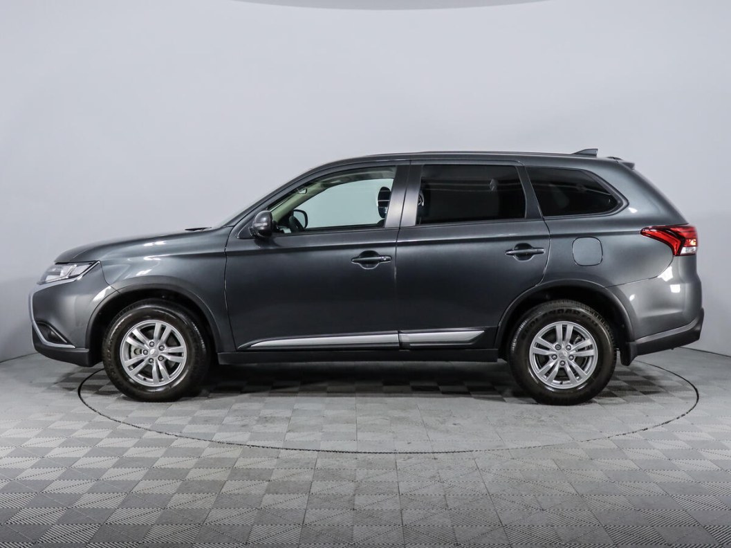 Mitsubishi Outlander Invite 2.0 CVT, 2021 фото 4