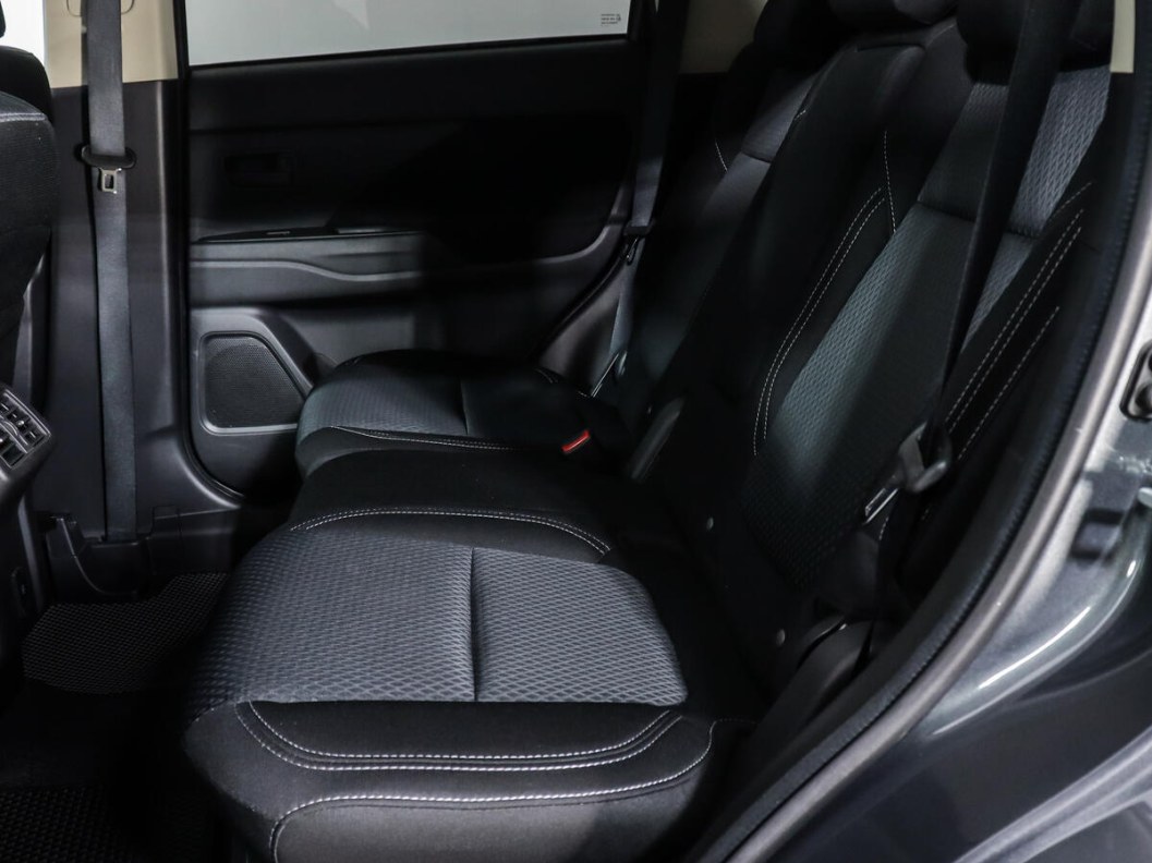 Mitsubishi Outlander Invite 2.0 CVT, 2021 фото 12