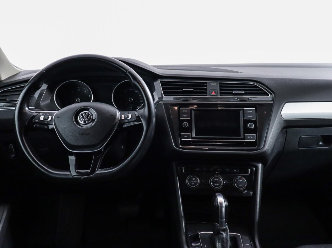 Volkswagen Tiguan Comfortline 1.4 DSG, 2018 фото 10