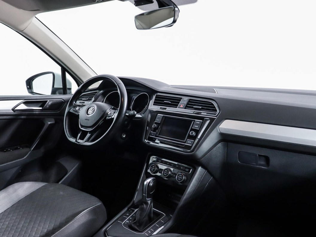 Volkswagen Tiguan Comfortline 1.4 DSG, 2018 фото 11