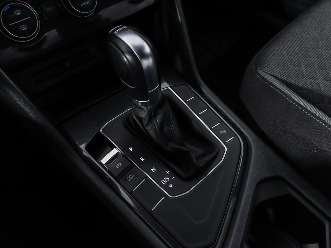 Volkswagen Tiguan Comfortline 1.4 DSG, 2018 фото 15