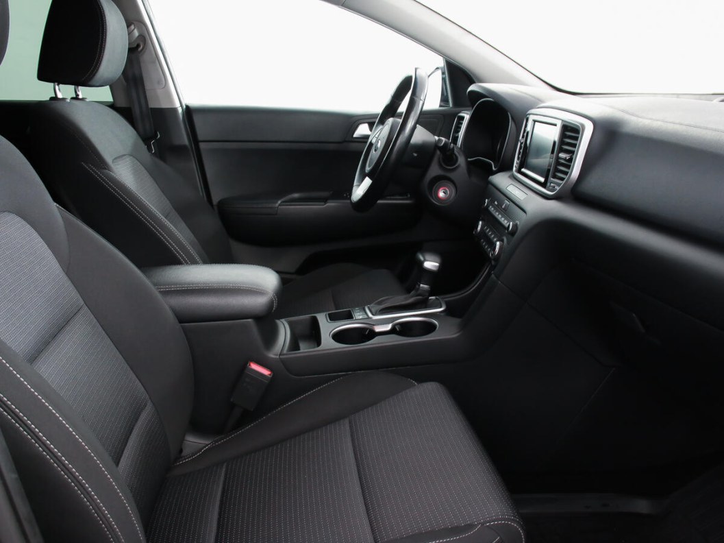 Kia Sportage 2.0 АКПП, 2019 фото 9