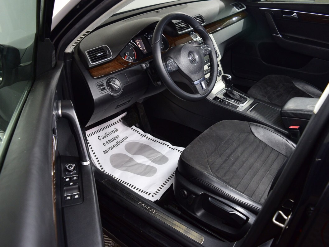 Volkswagen Passat Comfortline 1.8 DSG, 2012 фото 9