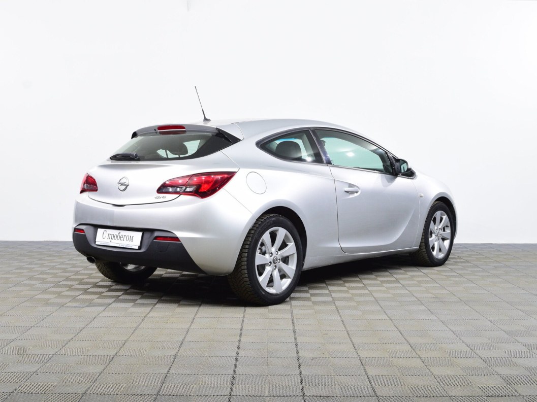 Opel Astra Enjoy 1.4 АКПП, 2013 фото 7