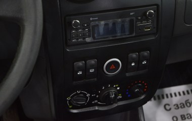 ВАЗ (Lada) Largus RS045-52-X00 Luxe 1.6 МКПП, 2018 превью 18