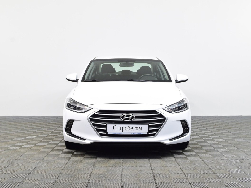 Hyundai Elantra Active 1.6 АКПП, 2018 фото 2