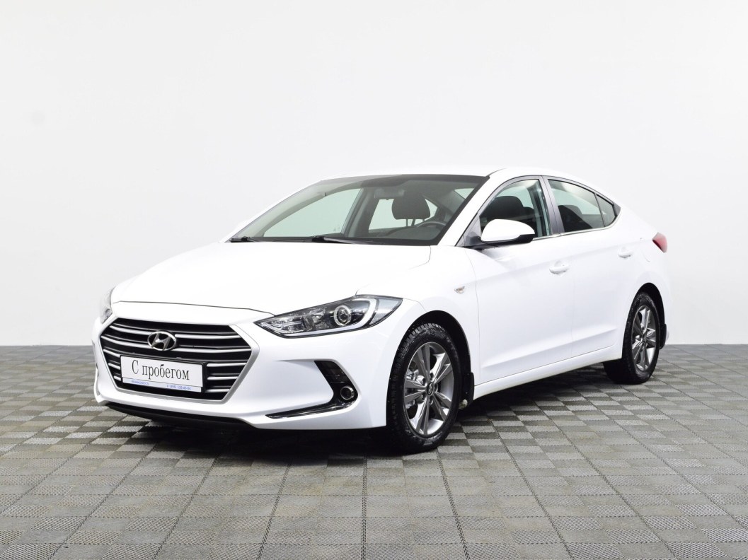 Hyundai Elantra Active 1.6 АКПП, 2018 фото 3