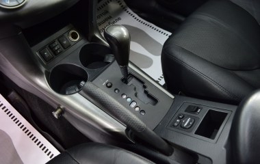 Toyota RAV4 2.0 АКПП, 2009 превью 16