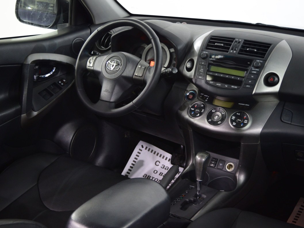 Toyota RAV4 2.0 АКПП, 2009 фото 17