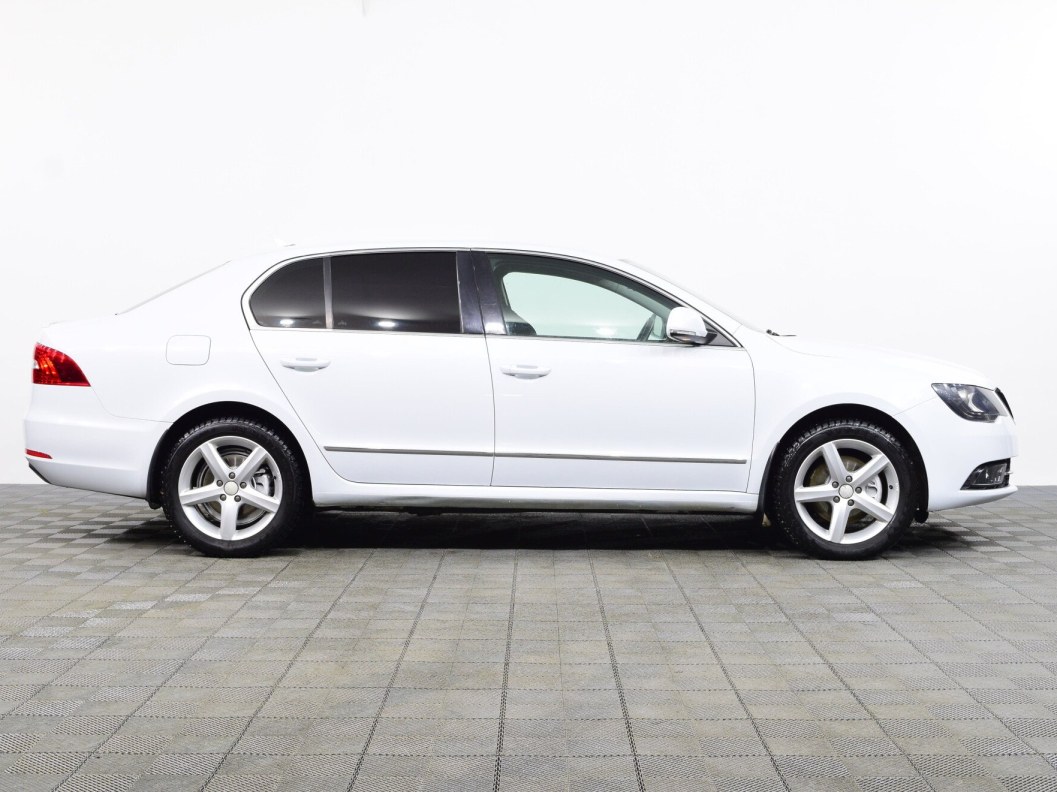 Skoda Superb Elegance 1.8 DSG, 2014 фото 8
