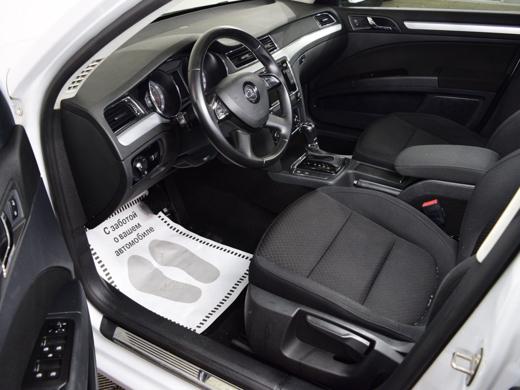 Skoda Superb Elegance 1.8 DSG, 2014 фото 9