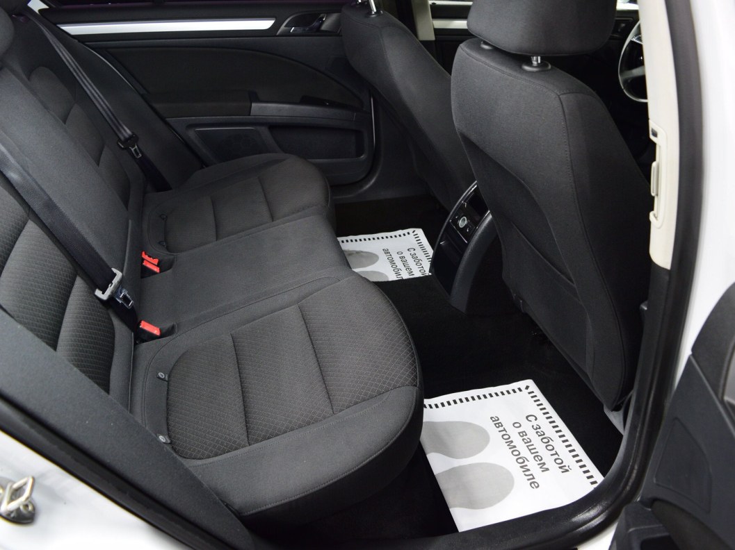 Skoda Superb Elegance 1.8 DSG, 2014 фото 12