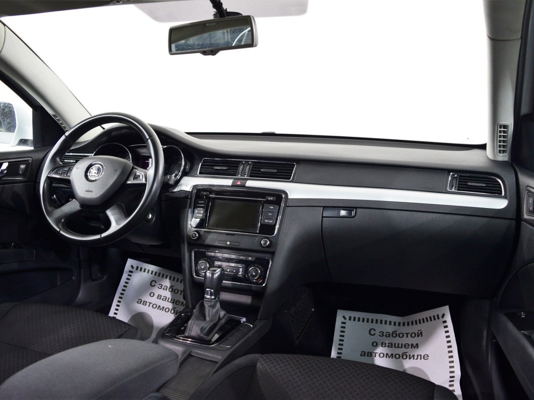 Skoda Superb Elegance 1.8 DSG, 2014 фото 17