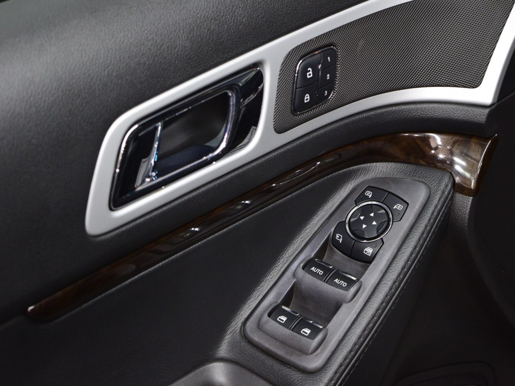 Ford Explorer 3.5 , 2013 фото 16
