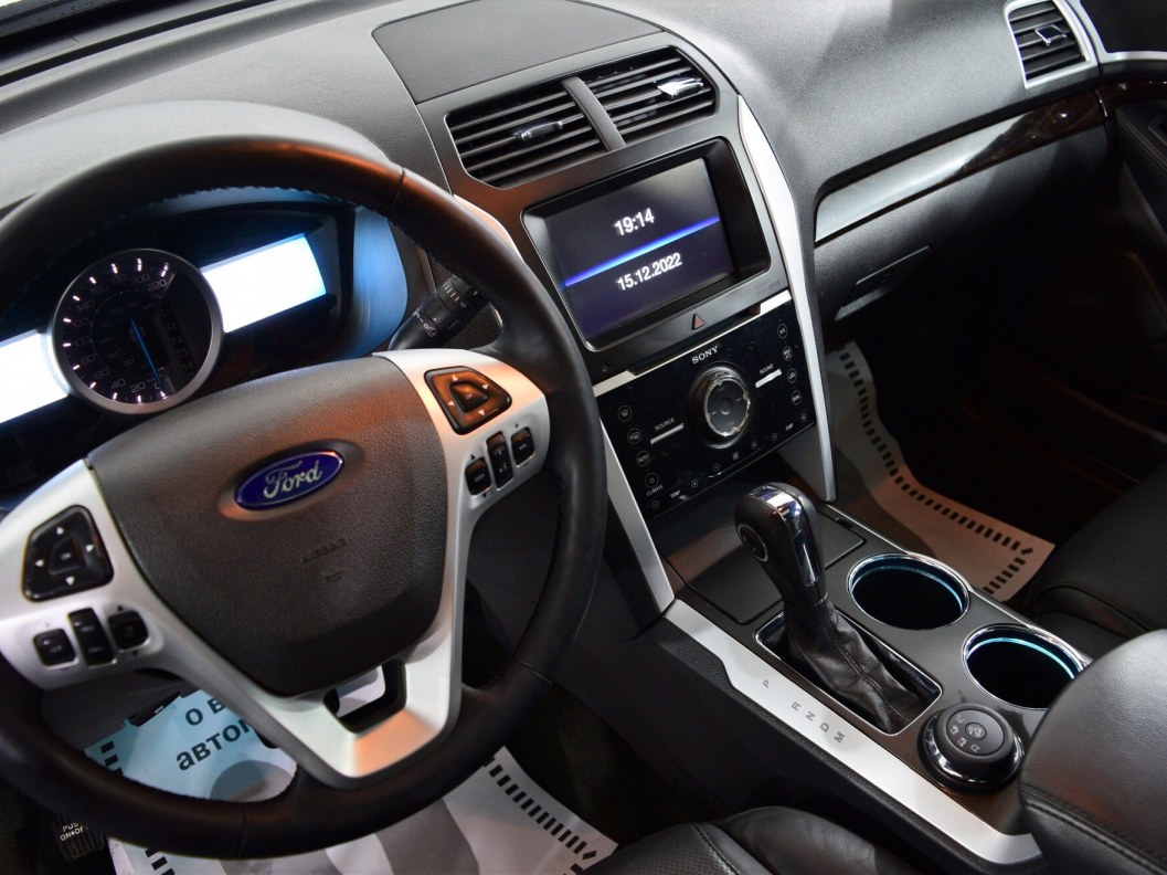 Ford Explorer 3.5 , 2013 фото 17