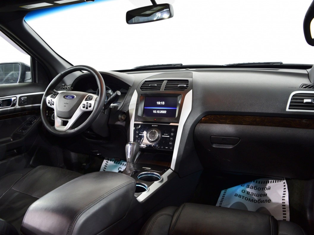 Ford Explorer 3.5 , 2013 фото 23