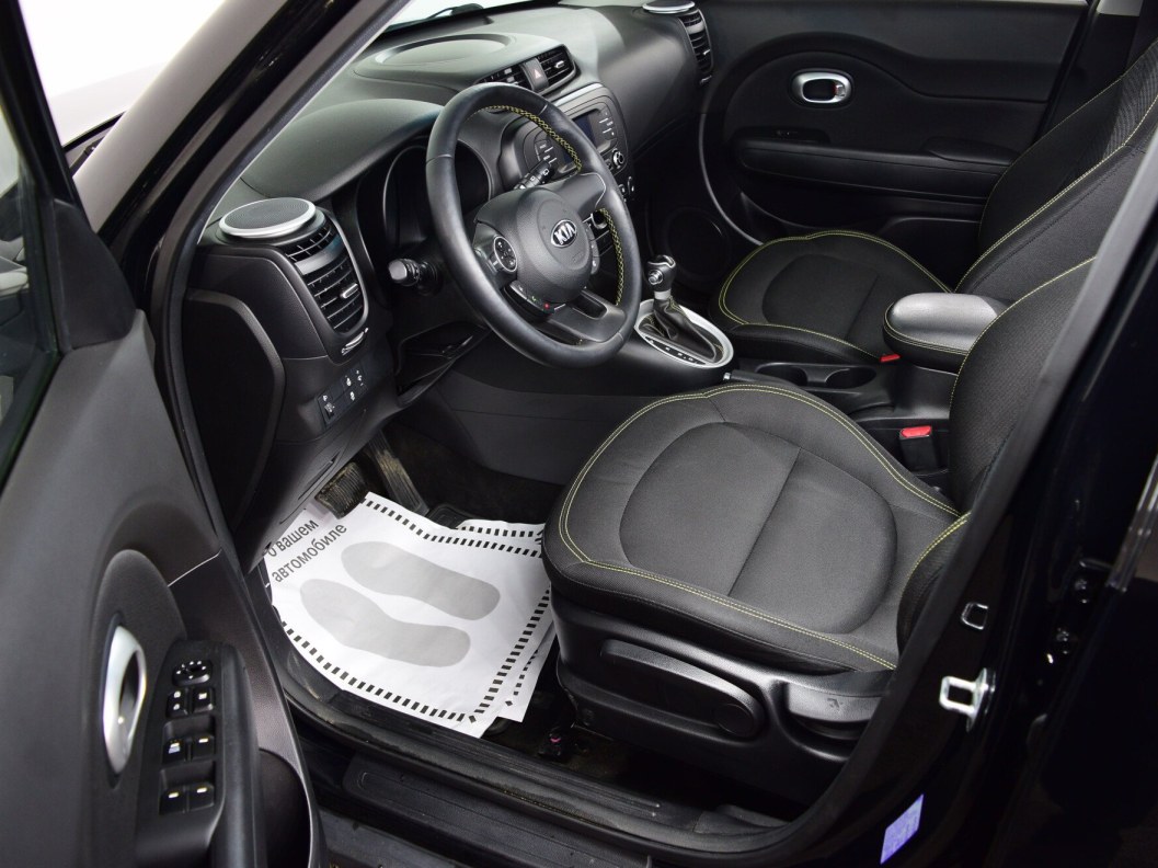 Kia Soul 1.6 АКПП, 2016 фото 9