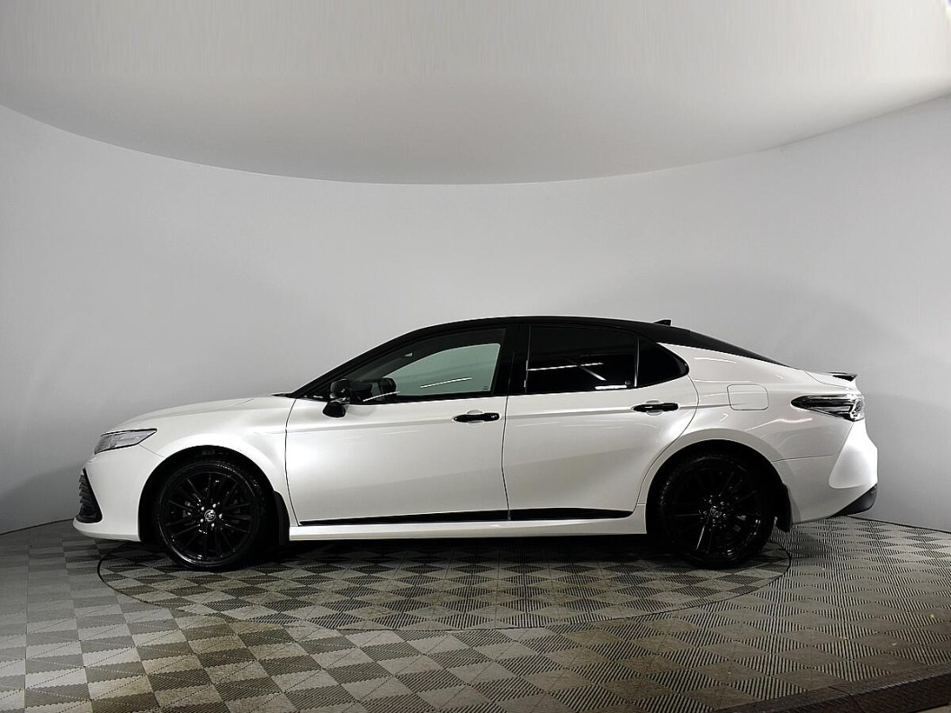 Toyota Camry 3.5 АКПП, 2021 фото 3