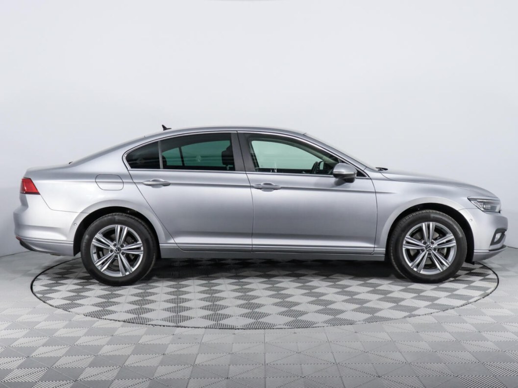 Volkswagen Passat 2.0 DSG, 2021 фото 8
