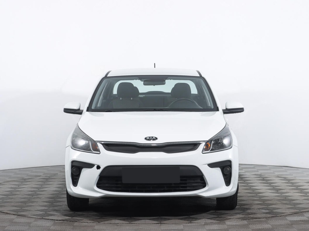 Kia Rio Comfort 1.4 АКПП, 2020 фото 2