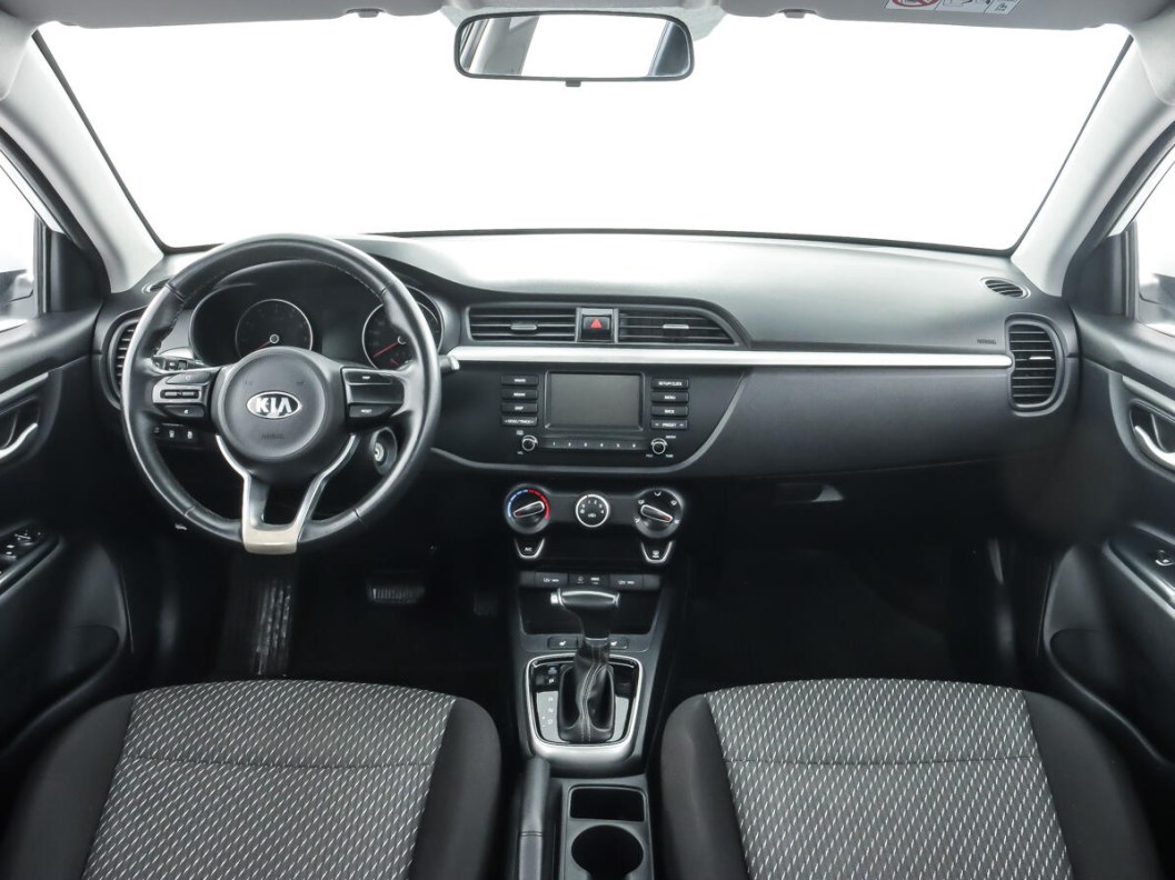 Kia Rio Comfort 1.4 АКПП, 2020 фото 8