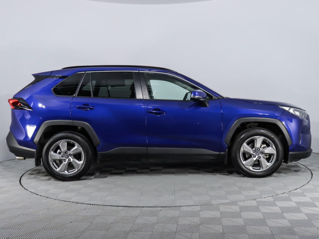 Toyota RAV4 2.5 АКПП, 2021 фото 8