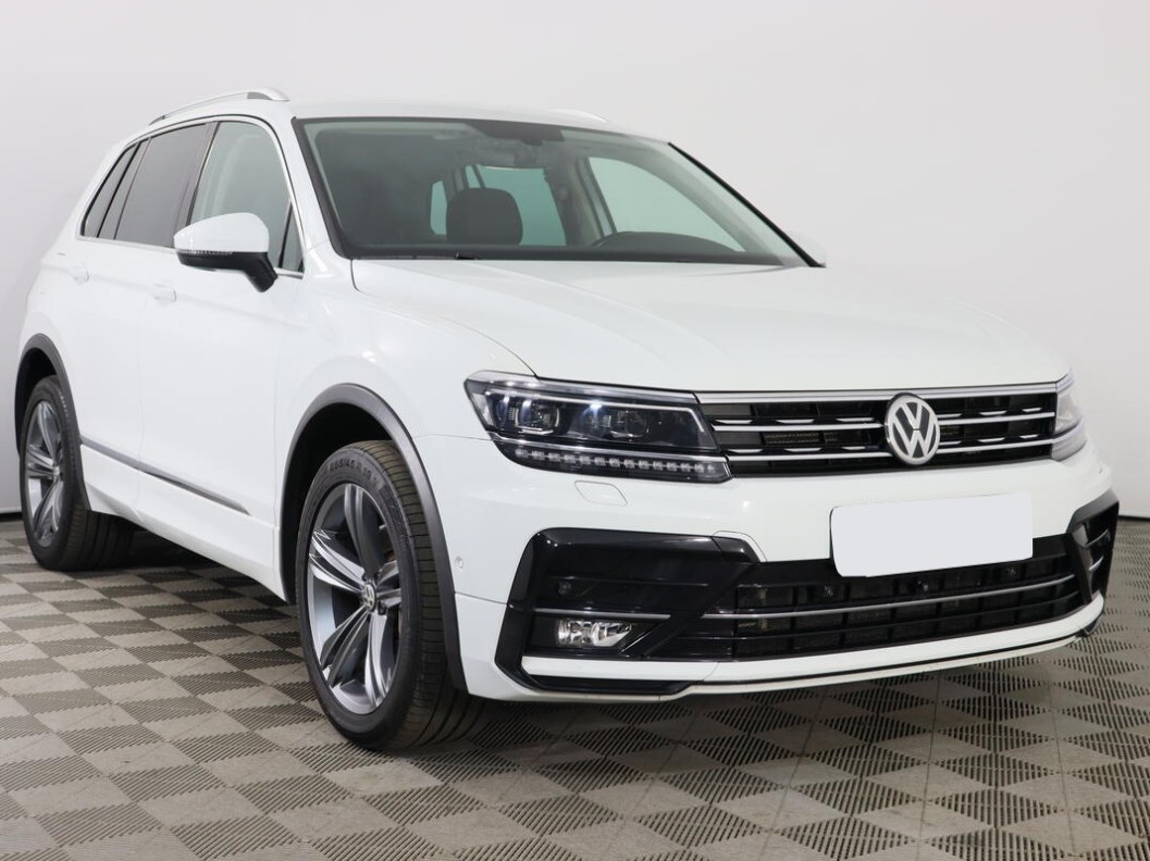 Volkswagen Tiguan 2.0 DSG, 2018 фото 1